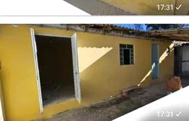 Imagem: A casa possui 2 Dormitórios, 1 Banheiro e 35m² de Área e