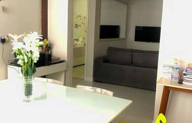 Imagem: O apartamento possui 2 Dormitórios, 2 Banheiros, 75m² de Área