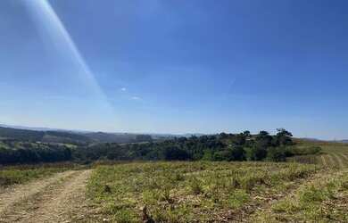 Imagem 1: Lote/Terreno para venda possui 500 metros quadrados em Centro - Atibaia - SP