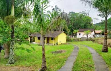 Imagem: A chácara possui 3770m² de Área e está localizado em Vila