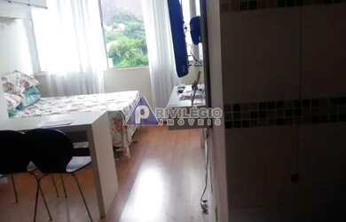 Imagem: A kitnet possui 1 Dormitório, 1 Banheiro, 27m² de Área e