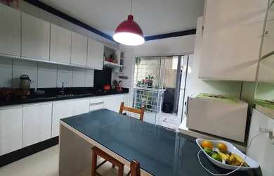 Imagem 12: Sobrado em Tijucas. 200m² de Área, 1 Banheiroe2 Dormitórios