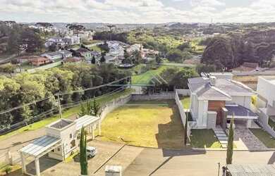 Imagem: O terreno possui 704m² de Área e está localizado em Butiatuvinha