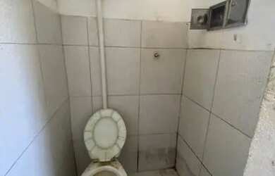 Imagem 2: Madureira Portelinha quitinete no térreo podendo ampliar