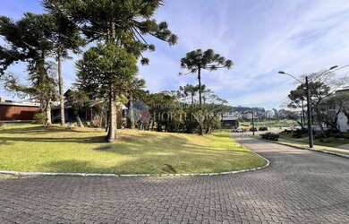 Imagem: O terreno possui 948m² de Área e está localizado em Centro