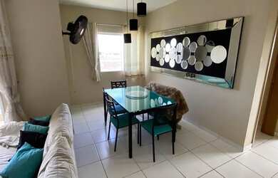 Imagem: O apartamento possui 1 Dormitório, 1 Banheiro, 1 Vaga na garagem