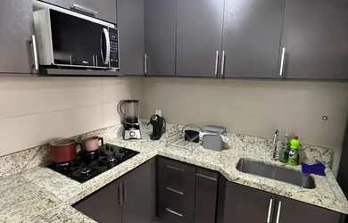 Imagem: O apartamento possui 3 Dormitórios, 2 Banheiros, 1 Vaga na