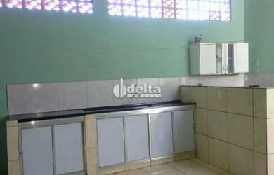 Imagem 4: Casa disponível para venda no bairro Nossa Senhora das Graças em Uberlândia...