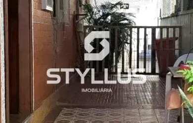 Imagem: A casa possui 2 Dormitórios, 2 Banheiros, 2 Vagas na garagem