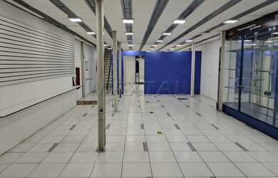 Imagem 2: Loja para locação na região Santa Efigênia com 220m², mais mezanino e porta automática