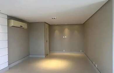 Imagem: O apartamento possui 4 Dormitórios, 5 Banheiros, 4 Vagas na