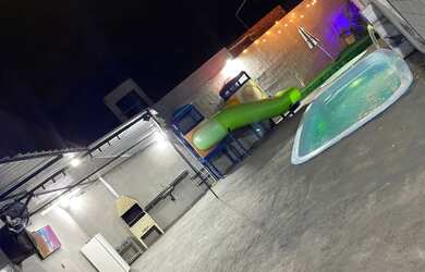 Imagem: A pousada chalé possui Acomodam 20 pessoas, 1 Vaga na garagem