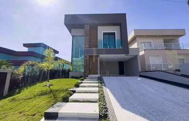 Imagem: A casa em condomínio possui 3 Dormitórios, 5 Banheiros, 4