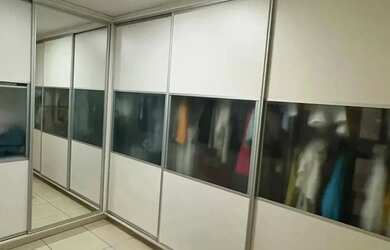 Imagem 8: JARDINS MÔNACO Sobrado para venda tem 356 metros quadrados com 4 quartos