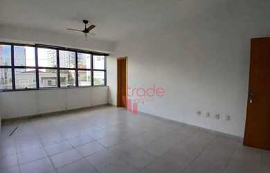 Imagem: O depósito possui 1 Vaga na garagem, 34m² de Área e está