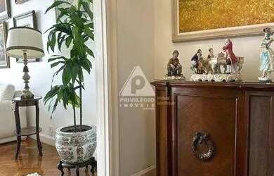 Imagem 7: Apartamento Reformado Fino Acabamento Copacabana Posto 6 Quadra da Praia...