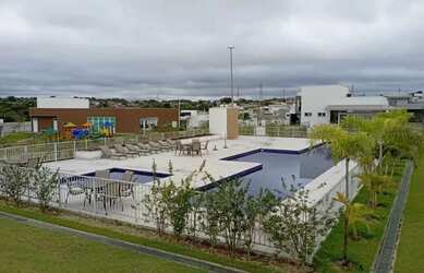 Imagem: O terreno à venda possui 250m² de Área e está localizado