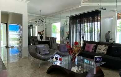 Imagem: A casa em condomínio possui 3 Dormitórios, 5 Banheiros, 3