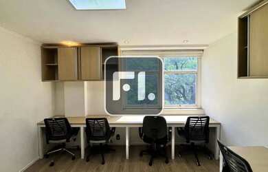 Imagem: O depósito possui 1 Vaga na garagem, 126m² de Área e está