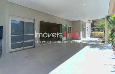 Imagem: O apartamento possui 3 Dormitórios, 4 Banheiros, 3 Vagas na