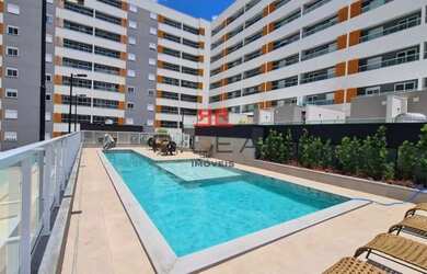 Imagem: O apartamento possui 1 Dormitório, 1 Banheiro, 1 Vaga na garagem