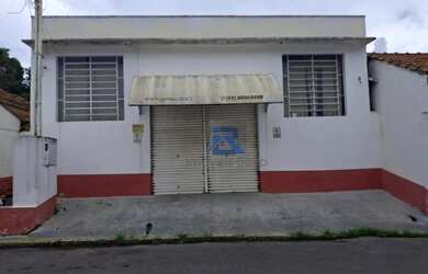 Imagem: O depósito possui 2 Vagas na garagem, 141m² de Área e está