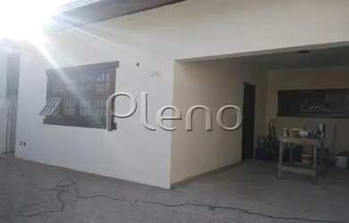 Imagem: O depósito à venda possui 3 Vagas na garagem e 169m² de Área