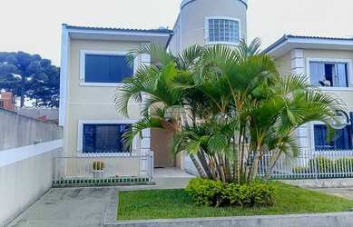 Imagem: O apartamento possui 3 Dormitórios, 1 Banheiro, 1 Vaga na garagem