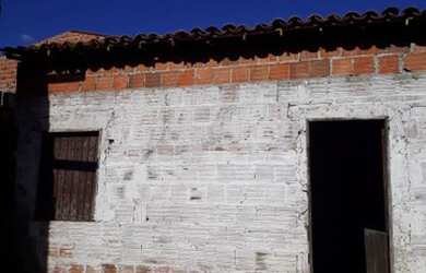 Imagem 5: Vendo uma casa siqueira. Varanda, 1 Banheiroe1 Dormitório