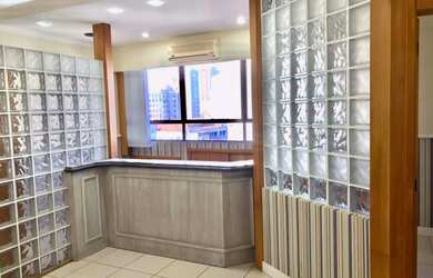 Imagem: O depósito à venda possui 1 Vaga na garagem e 56m² de Área