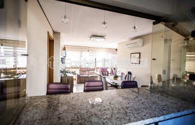 Imagem 4: Porto Alegre - Apartamento Padrão - Medianeira