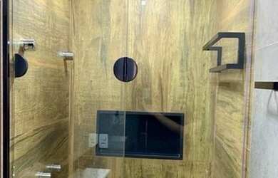 Imagem: O depósito possui 2 Vagas na garagem, 77m² de Área e está