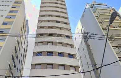 Imagem: O depósito possui 2 Vagas na garagem, 74m² de Área e está