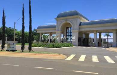 Imagem: O terreno possui 250m² de Área e está localizado em Parque