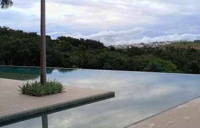 Imagem: O terreno possui 390m² de Área e está localizado em Parque