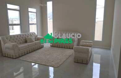 Imagem: A casa em condomínio possui 3 Dormitórios, 5 Banheiros, 4