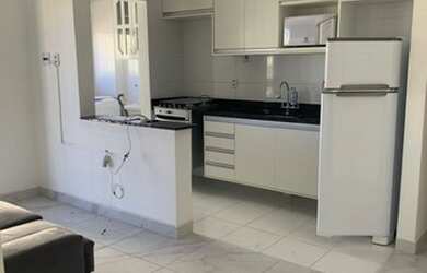 Imagem: O apartamento possui 2 Dormitórios, 1 Banheiro, 1 Vaga na garagem