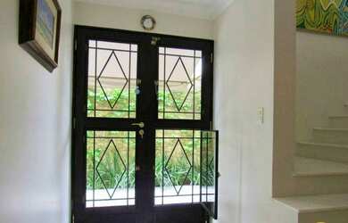 Imagem 6: Casa á venda no Alto de Pinheiros com 4 suítes, 5 vagas - Segurança 24hrs