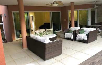 Imagem: A casa em condomínio possui 3 Dormitórios, 5 Banheiros, 5