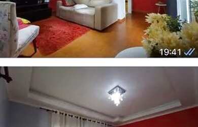 Imagem: A casa possui 3 Dormitórios, 2 Banheiros, 3 Vagas na garagem