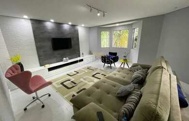 Imagem: A casa em condomínio possui 4 Dormitórios, 3 Banheiros, 280m²