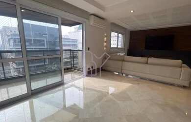 Imagem: O apartamento possui 3 Dormitórios, 5 Banheiros, 3 Vagas na