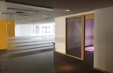 Imagem 1: Excepcional Andar Corporativo de 300m2 com Vista e 6 Vagas