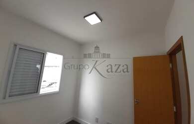 Imagem: A casa em condomínio possui 3 Dormitórios, 2 Banheiros, 2