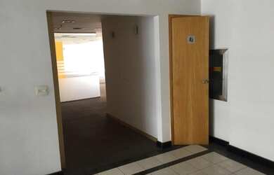 Imagem 5: Excepcional Andar Corporativo de 300m2 com Vista e 6 Vagas