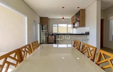 Imagem 5: Venda Casa com 236,00 metroQuadrado, 3 dormitório s , 2 vaga s . Swiss...