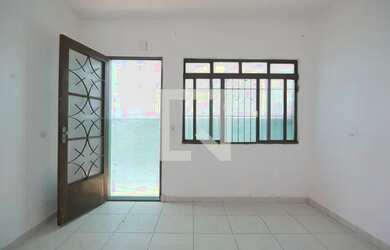 Imagem: A casa possui 1 Dormitório, 1 Banheiro, 45m² de Área e está