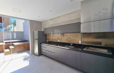 Imagem: A casa em condomínio possui 3 Dormitórios, 3 Banheiros, 4