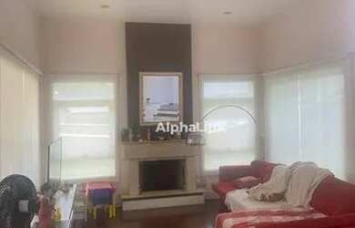 Imagem: A casa em condomínio possui 4 Dormitórios, 5 Banheiros, 4