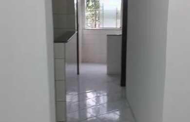 Imagem: A casa possui 3 Dormitórios, 2 Banheiros e está localizado